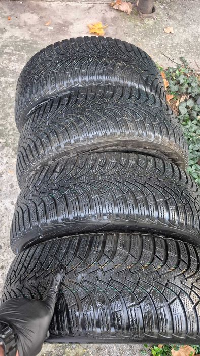 Goodyear ultra grip 9 205 55 16 зимни