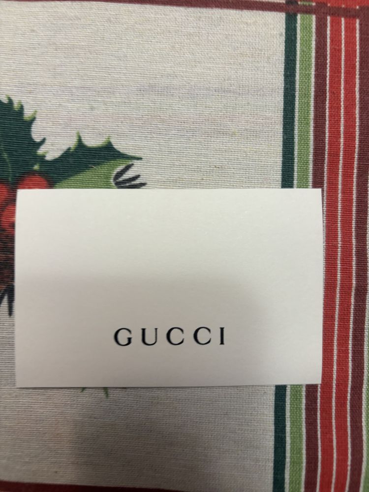 Продавам слънчеви очила Gucci