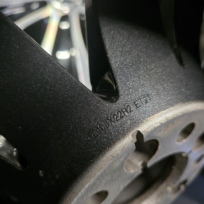 Оригинални джанти Ауди кю8 кю7 Q8 Q7 гуми 285 40 22