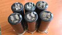 Електролитни кондензатори 2500 mF 400 V