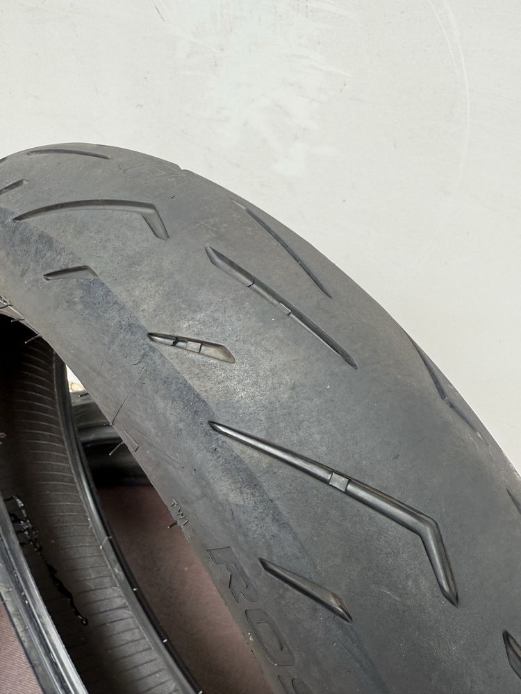 120/70/17 Pirelli rosso corsa