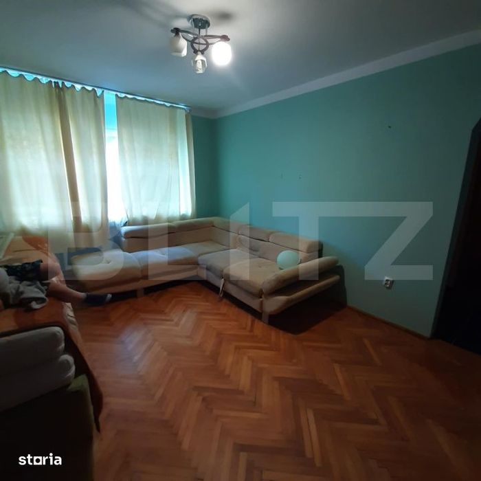 Apartament de vanzare, cu 3 camere, 70 mp, zona M16