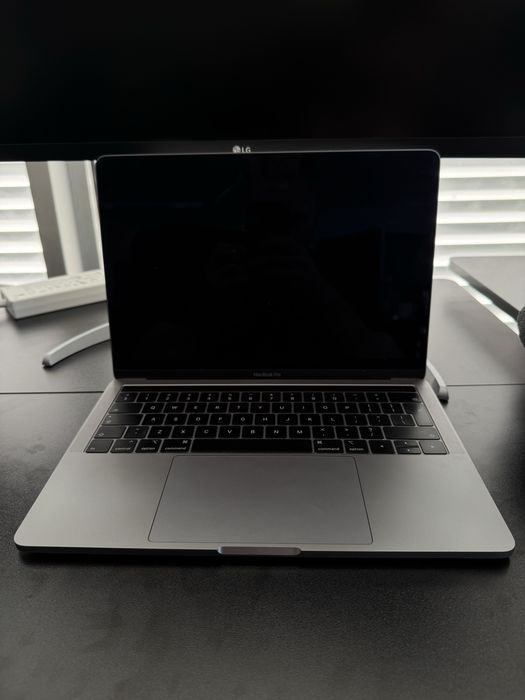 MacBook Pro 13” (A2159) - Space Gray, Touch Bar