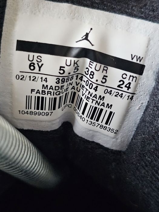 Оригинални кецове Jordan 3 Retro Wolf Grey (GS)