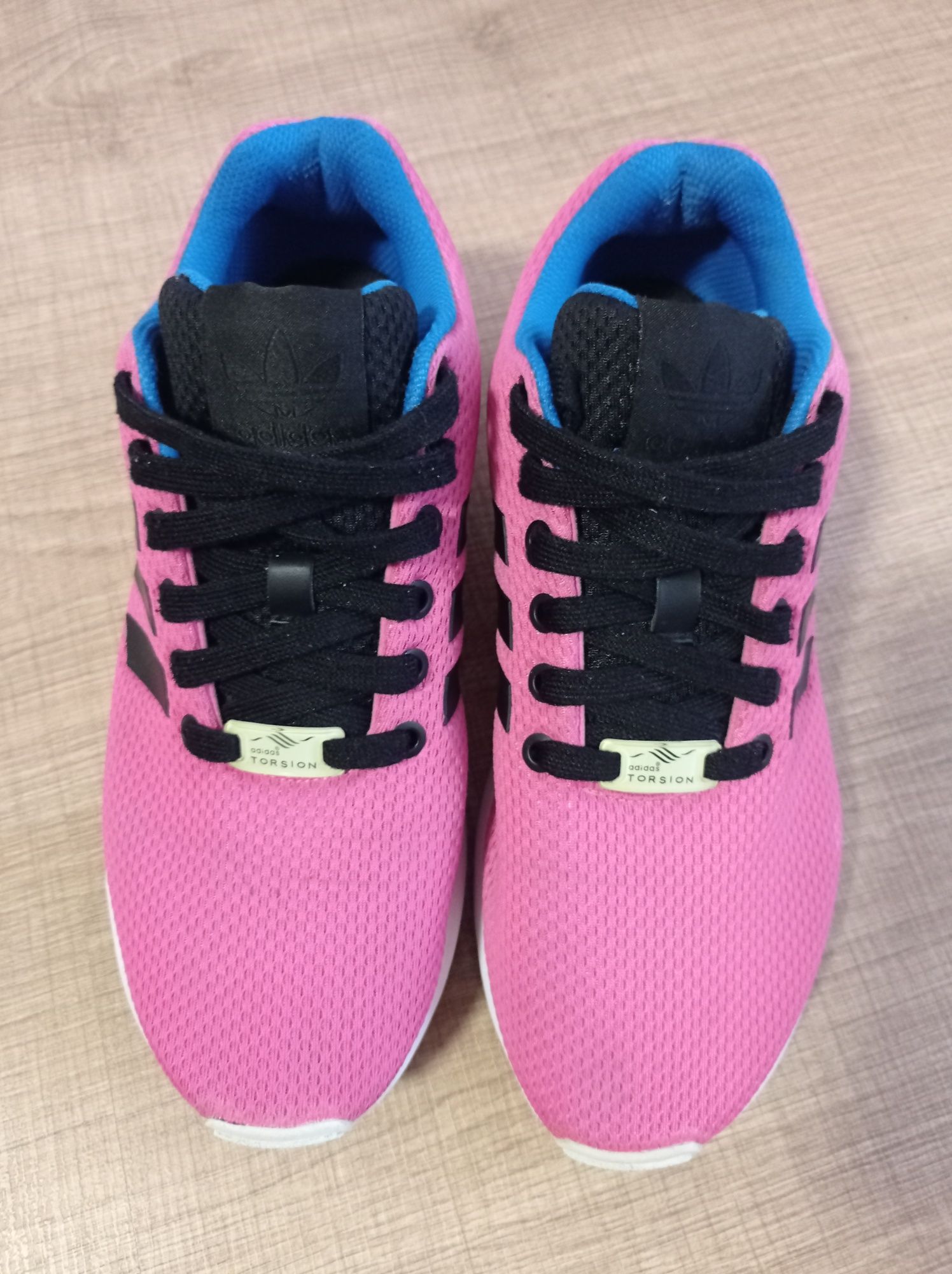 Adidas TORSIONперфекни