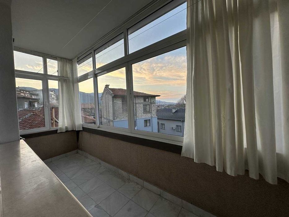 Дава се под наем Многостаен апартамент в Асеновград - 120 кв.м за 350 € - Снимка #5