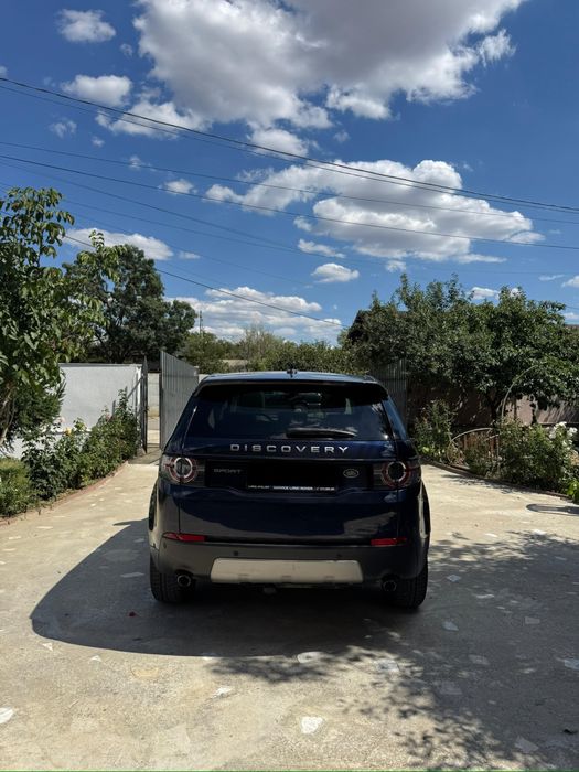 Land rover discovery sport
