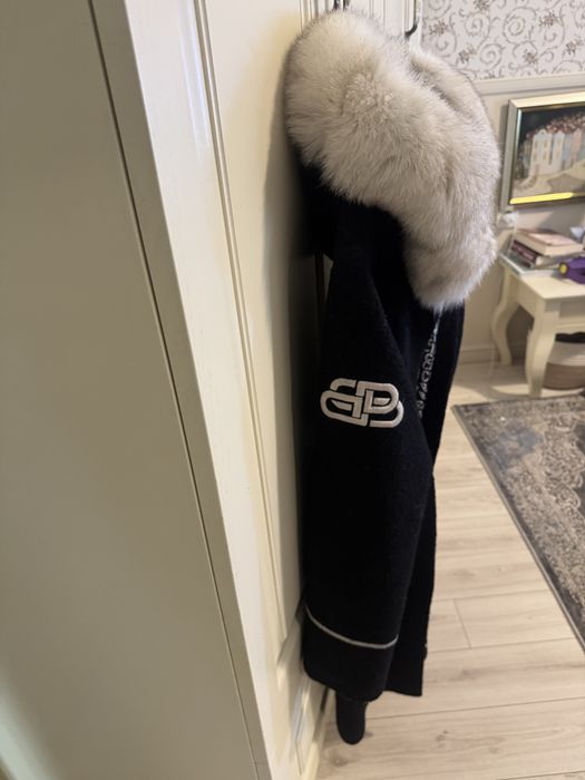 Зимно вълнено палто