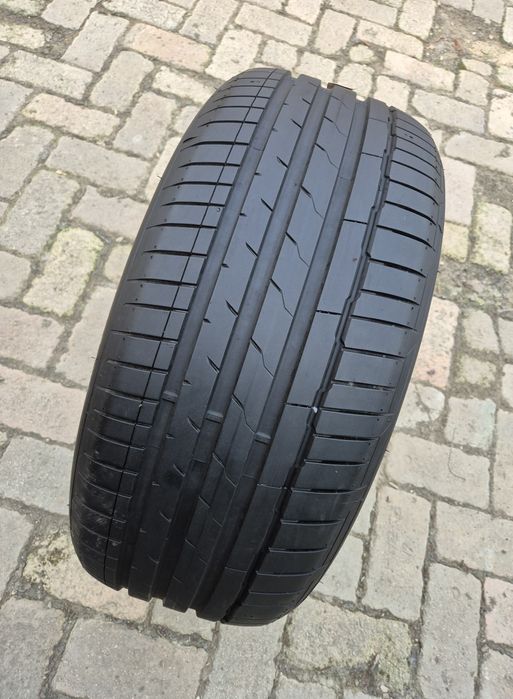 O bucată 255/245/215 50/45 R19 vară - una Hankook Bridgestone Goodyear