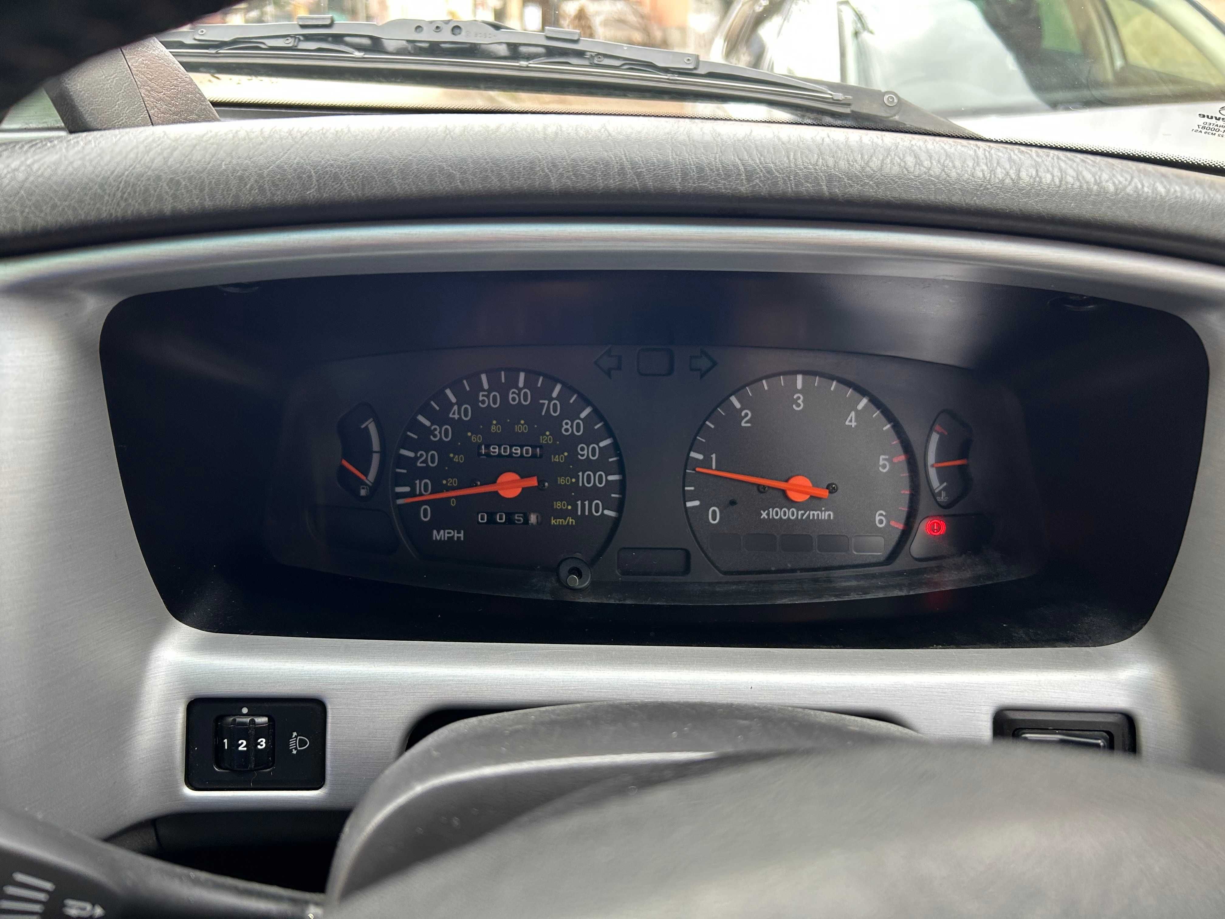 Mitsubishi L200 2.5D – 4x4, 2004г, добро състояние