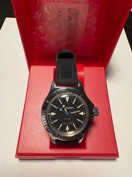 Ceas Vostok Amphibia 120512 cu doua bratari