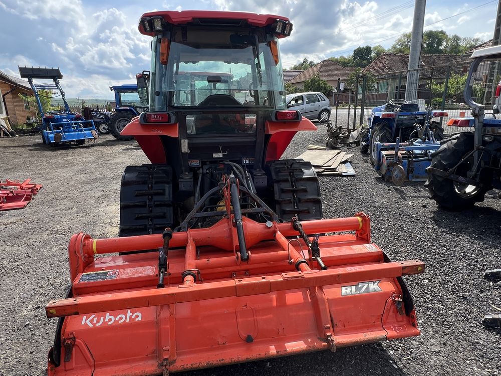 Tractoras tractor japonez kubota kl 330 cu sinile de cauciuc