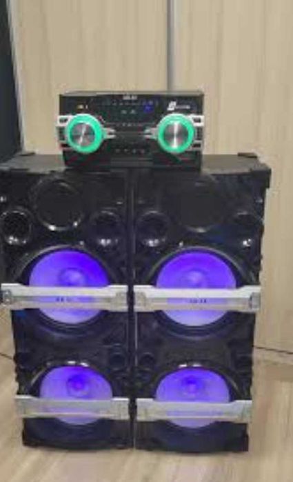 Boxe akai cu blutut