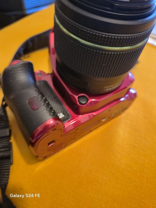Vând ap foto Pentax K-30,stare impecabilă.