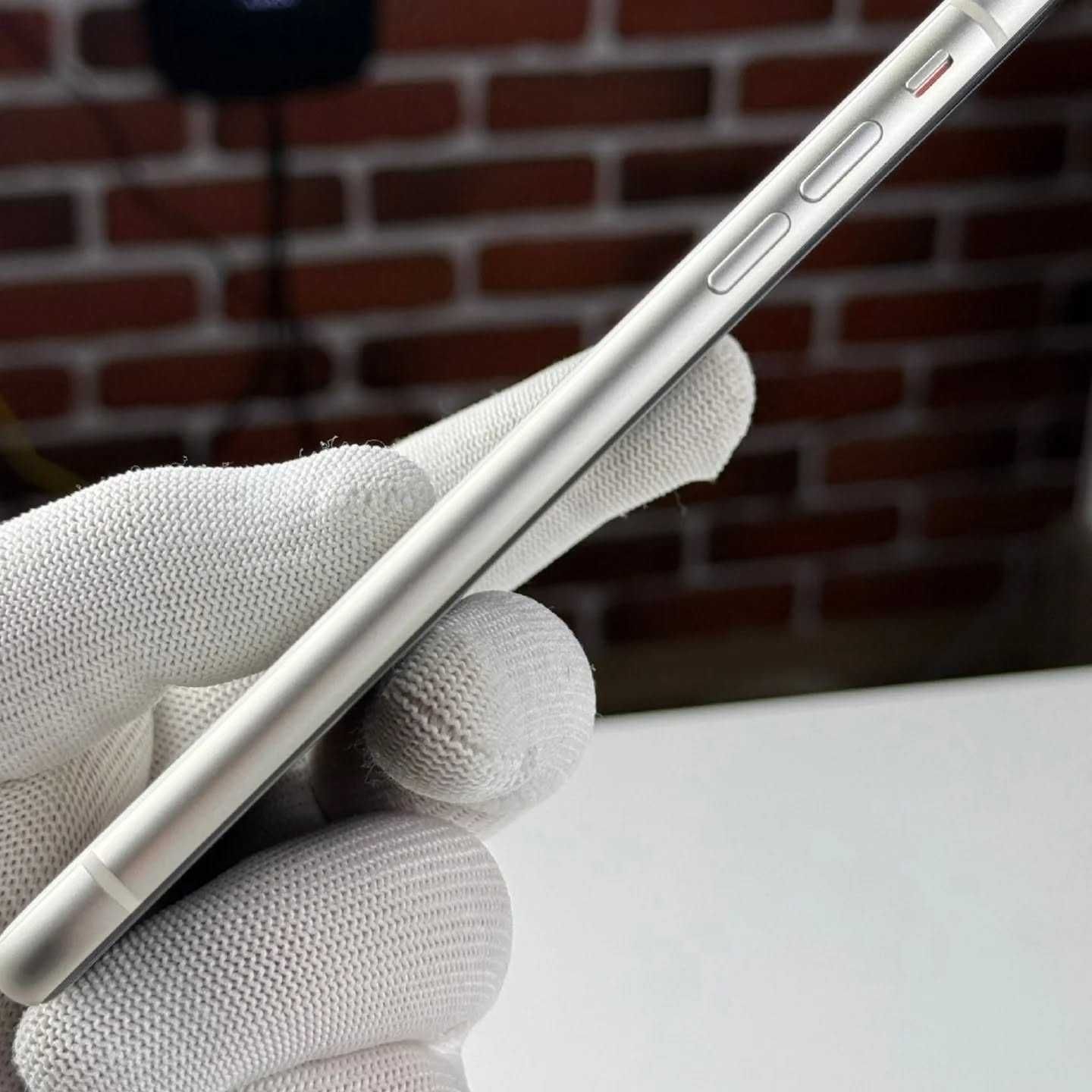 iPhone 11 128gb 100процентов батарея