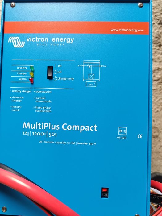 Invertor solis mini 2,5kw și inv victron MultiPlus Compact 12V/1200VA