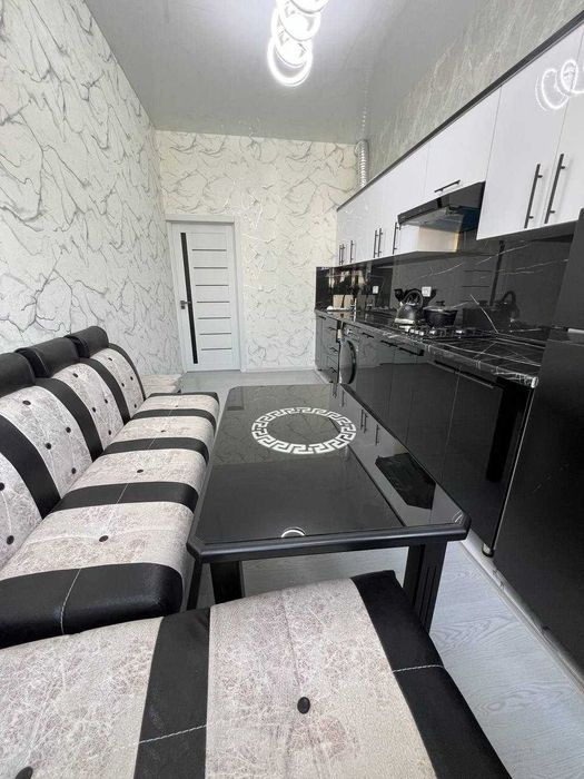 Сдается 2х комнатная квартира на 7 этаже Ориентир Бухара сити