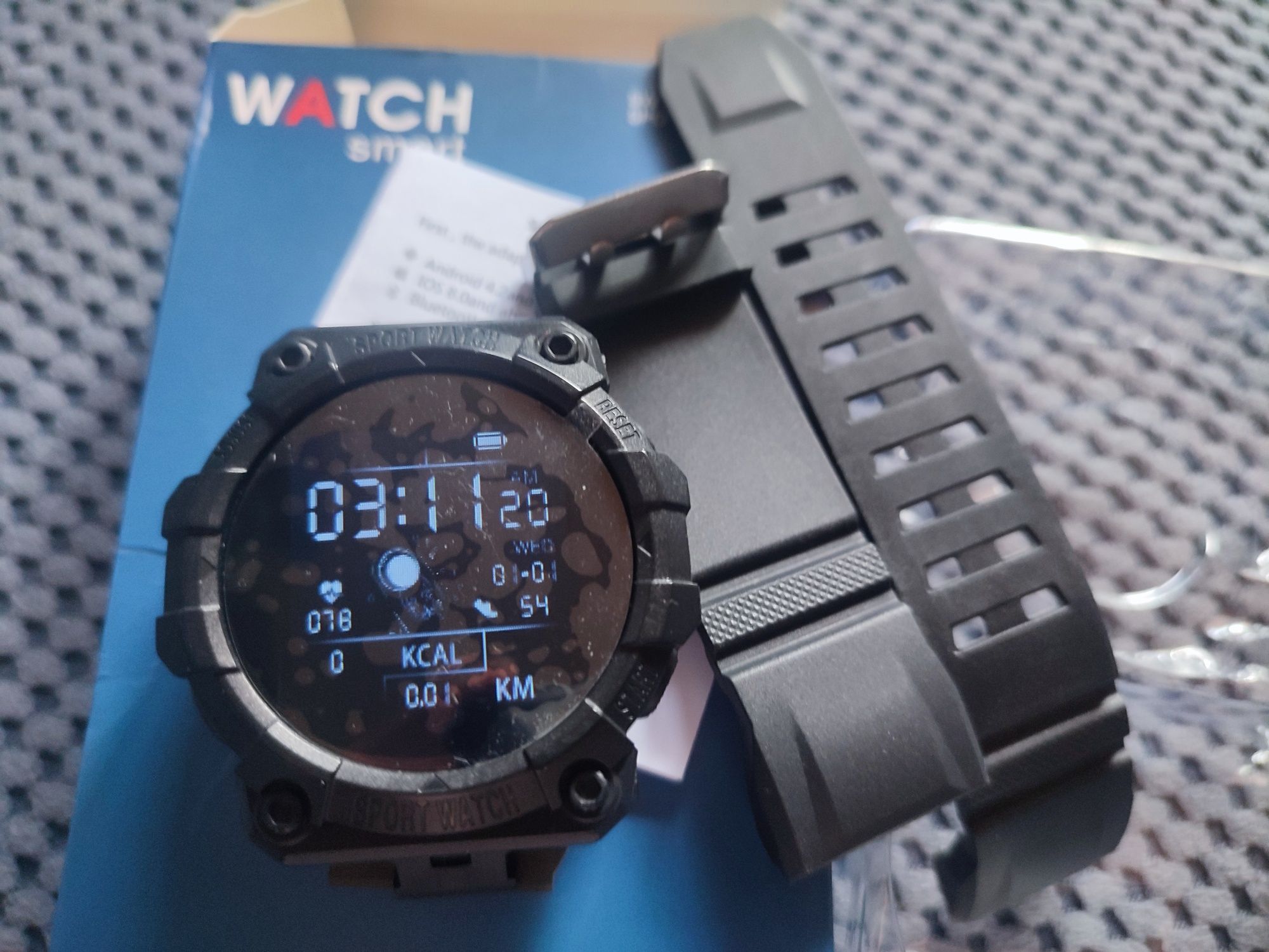 Смарт часовник фитнес гривна smart watch