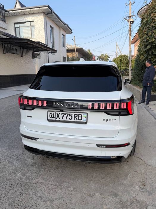 Lynk & Co 09 EM-P. 2022 23