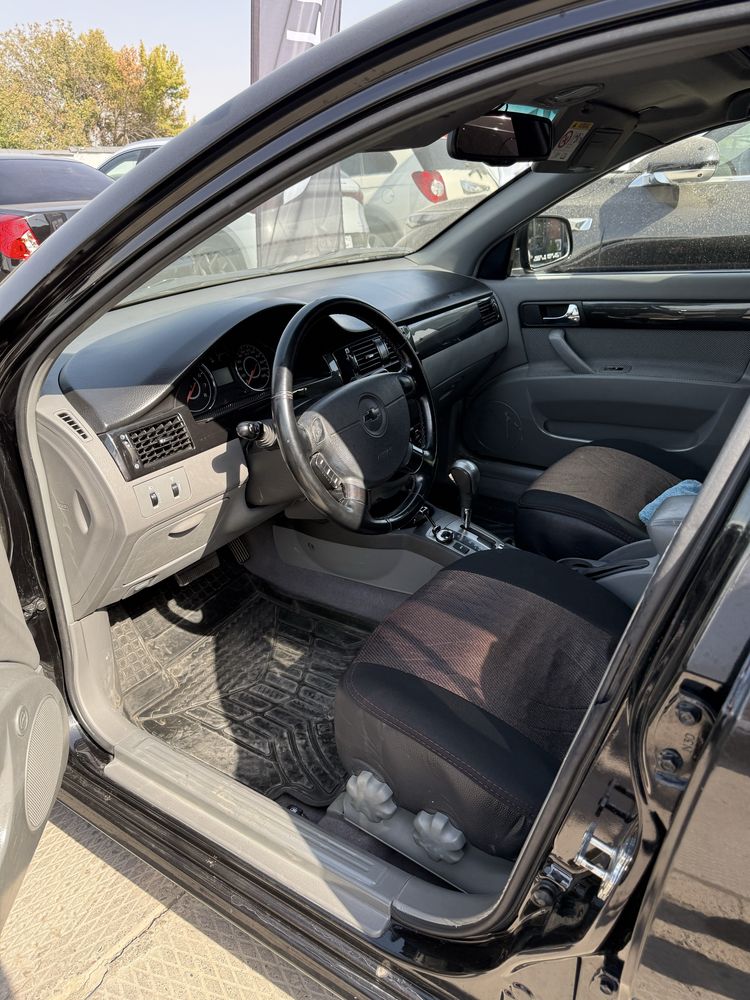 Chevrolet Gentra AT