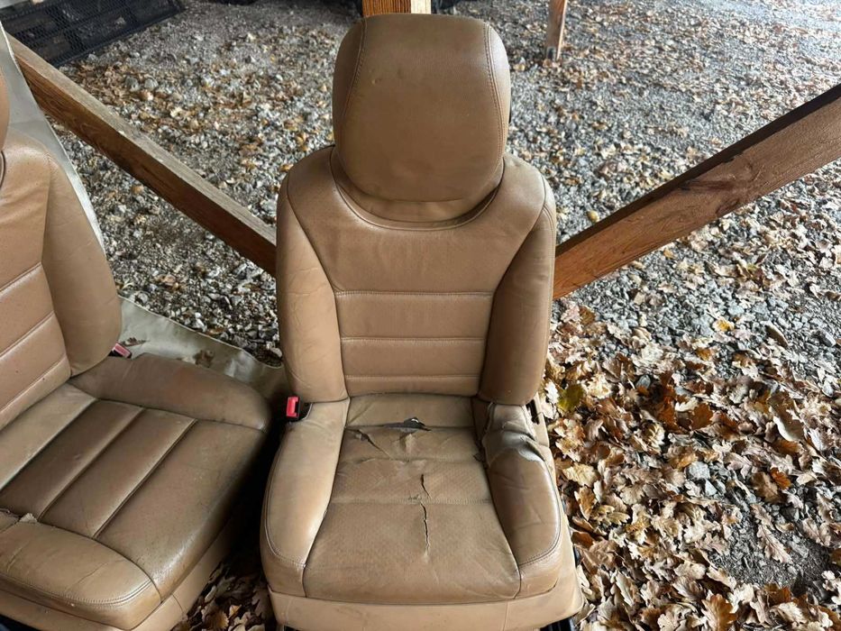 Кожен салон за Porsche Cayenne 2004г