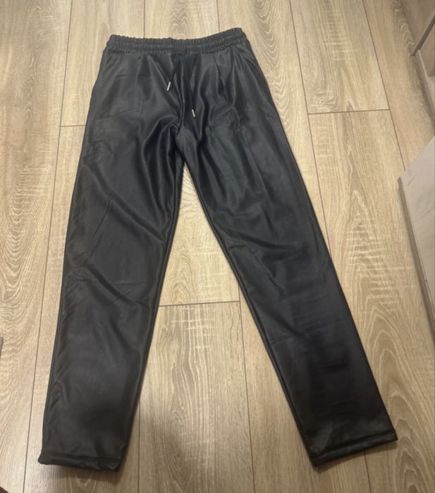 Pantaloni vatuiti din imitatie de piele bleumarin L