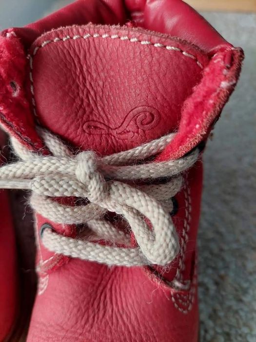 Cizme bocanci  iarna zapada lui  marimea 21 13.5 cm imblanite