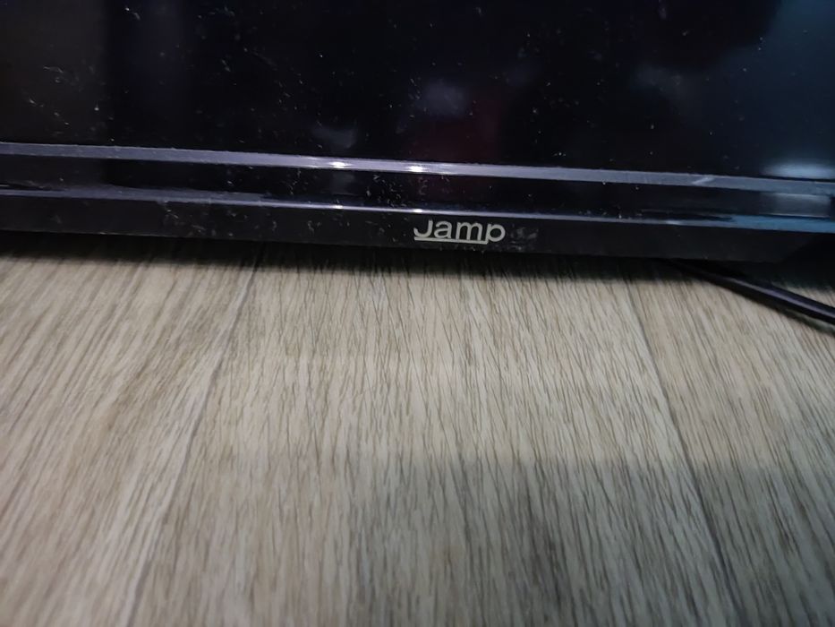 Телевизор JUMP 42 диагональ.