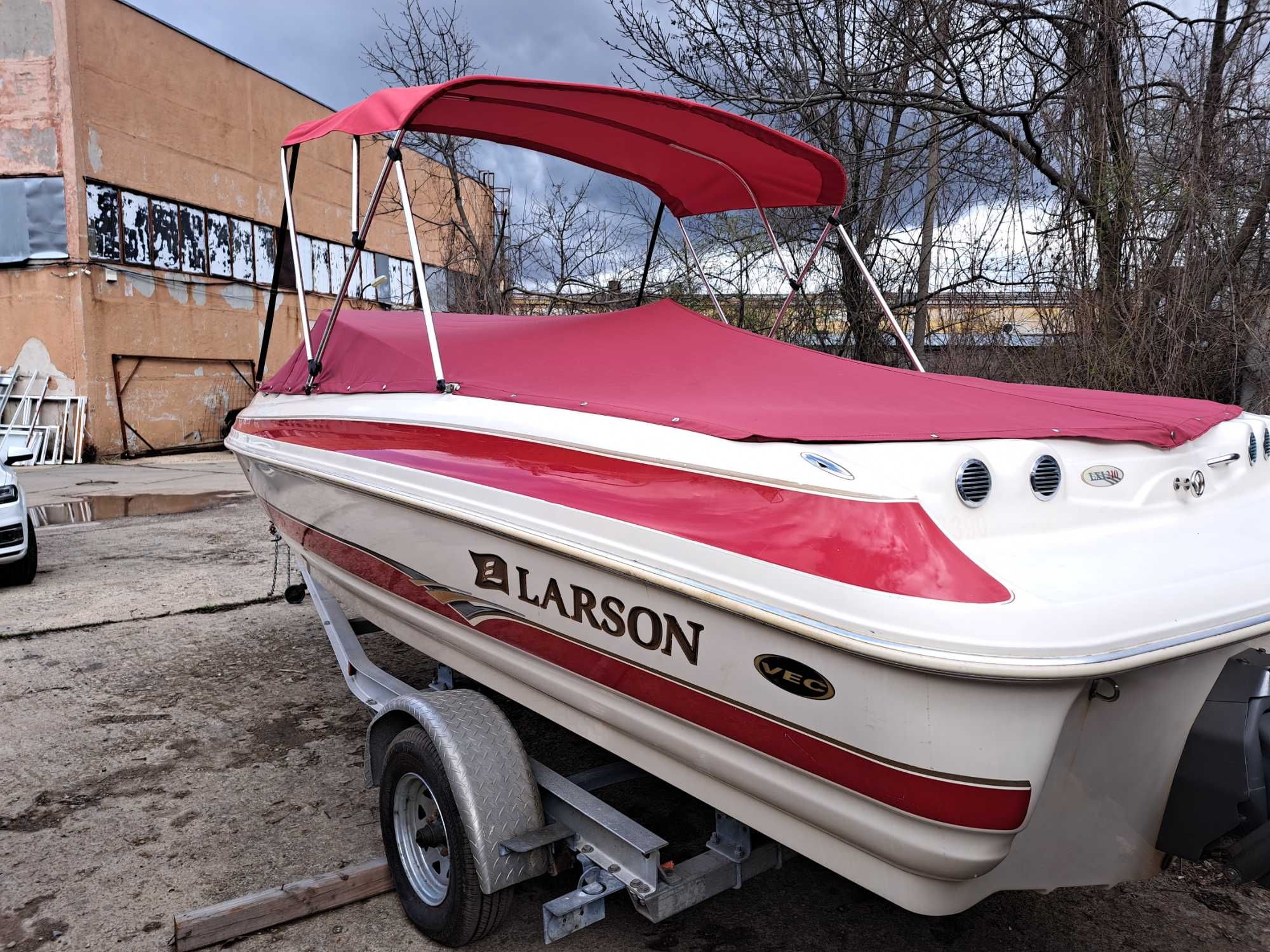 Larson 210 LXI  (67 мото часа)