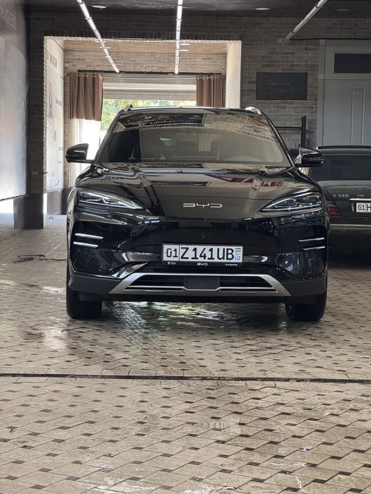 BYD champion EV 605