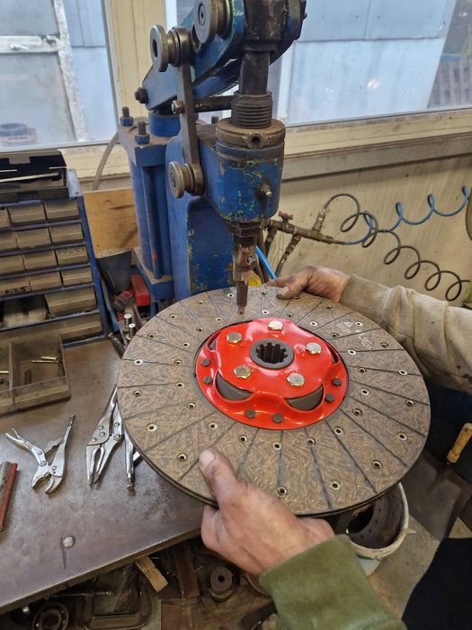 Rectificat/Reconditionat ambreiaj tractor cu Kevlar