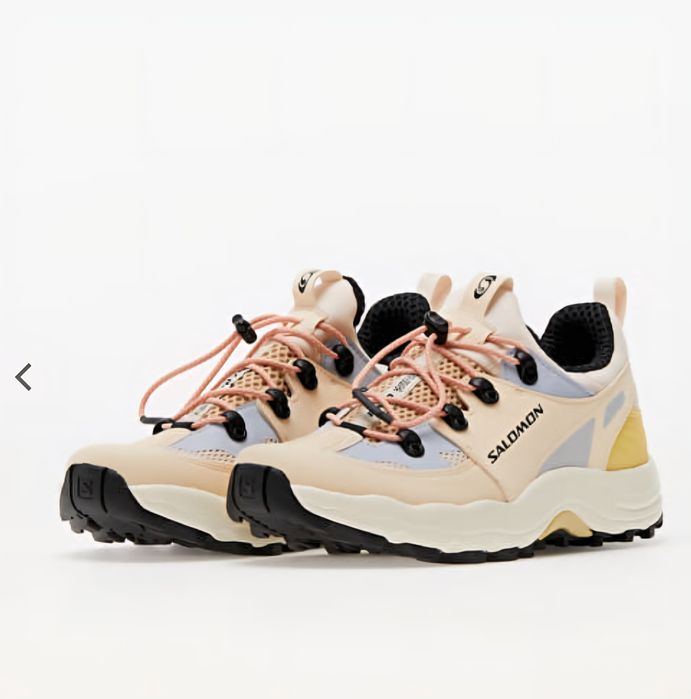 Обувки Salomon .