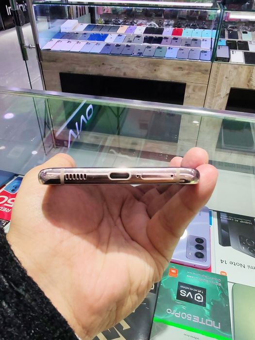 S21 Plus срочно 8/256gb