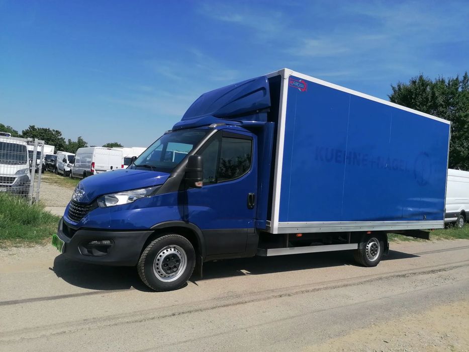 Iveco Daily 35S14 Box 5M posibilitate leasing / tva deductibil