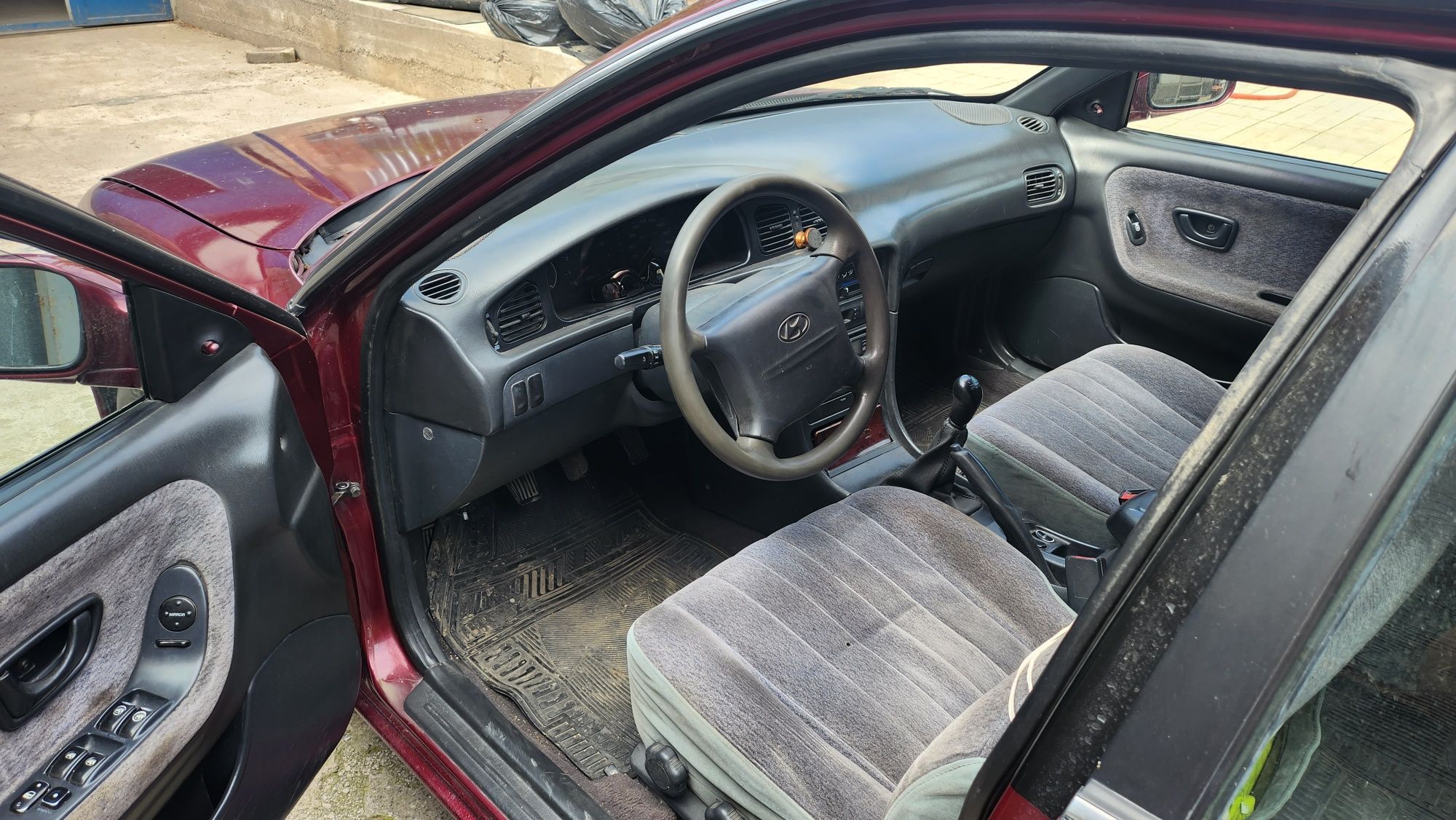 Продаётся Hyundai Sonata 3