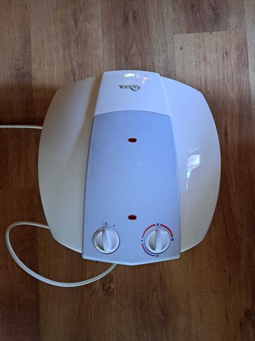 Vand boiler electric 10 l