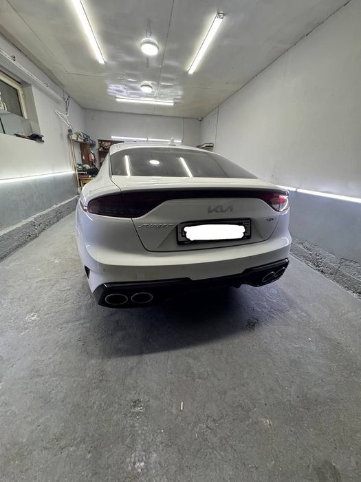 Kia Stinger Full