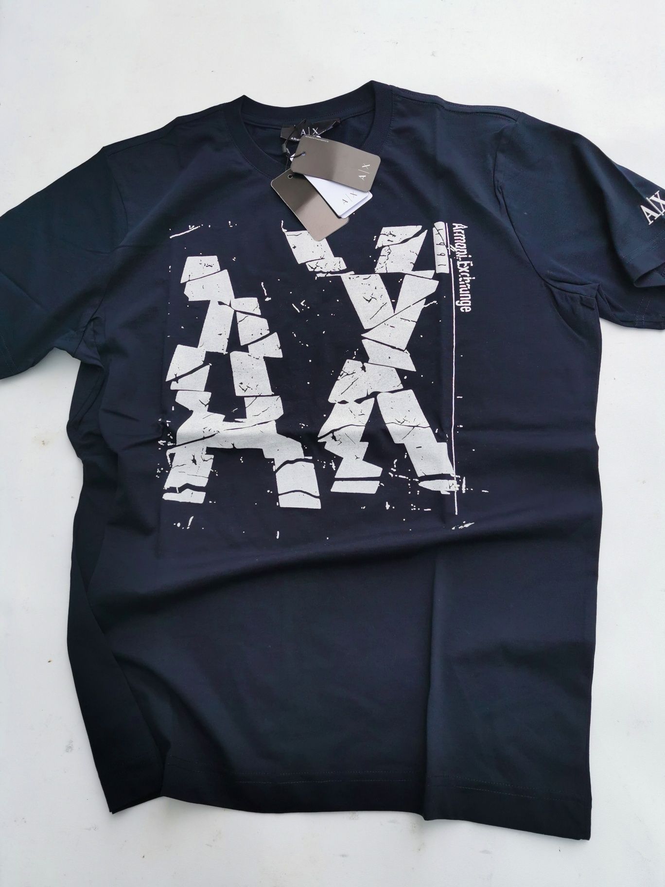 Armani Exchange  size L