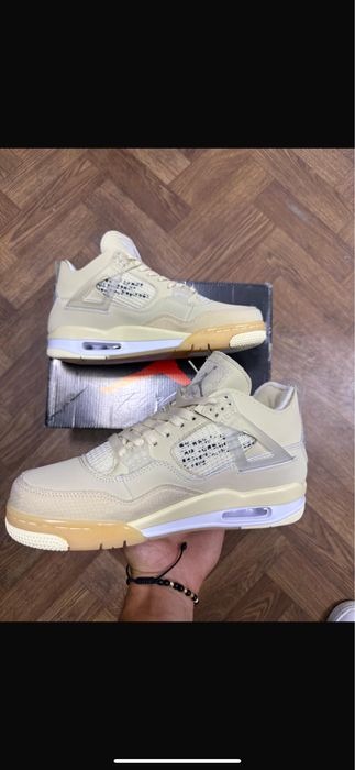 Air Jordan 4 Retro X Off White