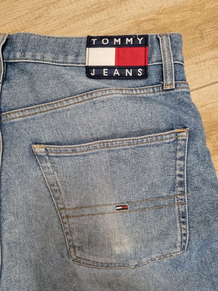 ПРОМО 50 лв Мъжки дънки Tommy Jeans