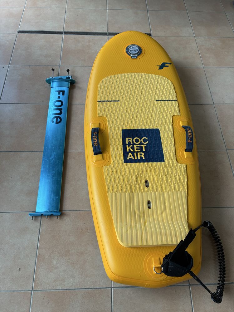 Надуваема дъска F-one ROCKETAIR 90L