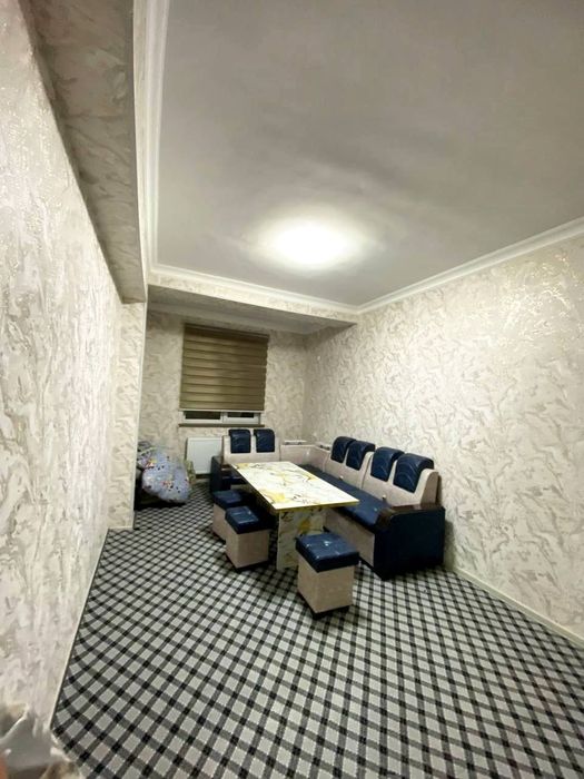 Yunusobod metro yonida