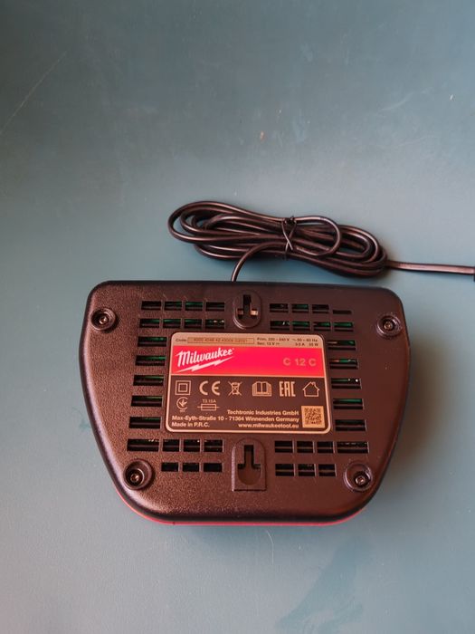 Milwaukee rotopercutor m12 Ch 0