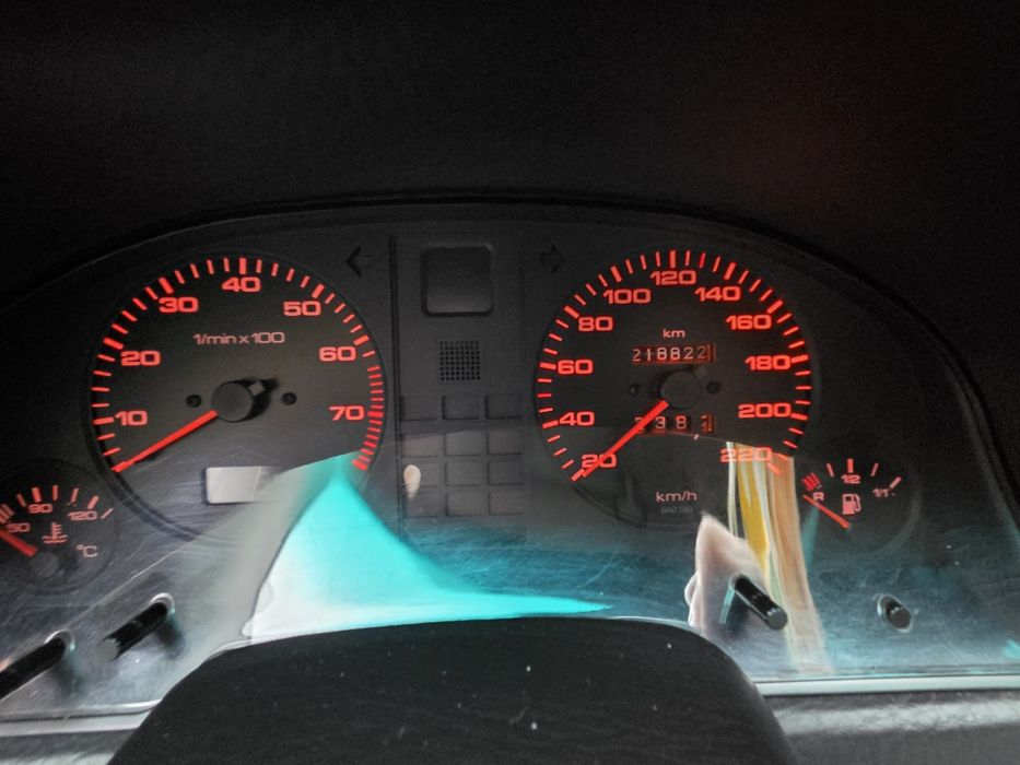 Vând Audi 80 b4 2.0 benzina