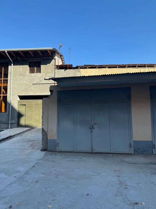 Темир дарвоза бу.