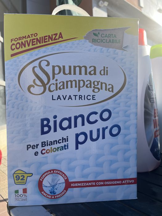 Течен перилен препарат Ariel Persil Lenor