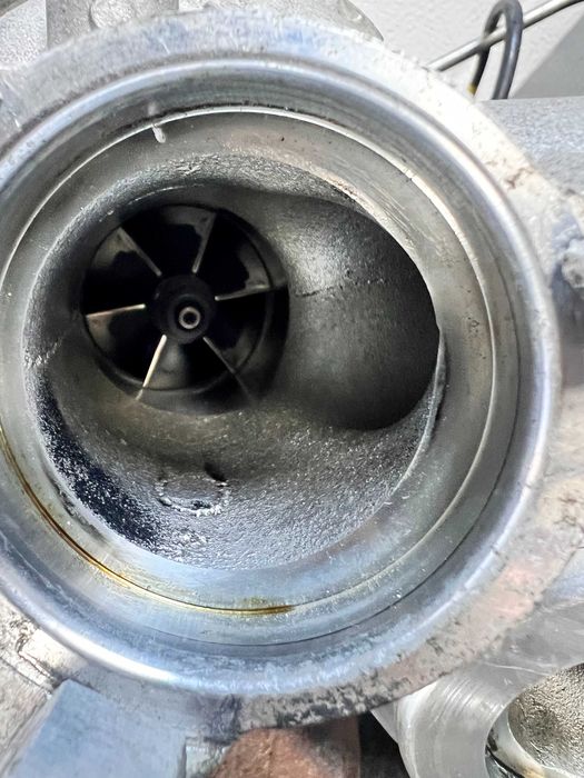 Turbina Audi Q3 A3/ VW Golf 7 Tiguan/Skoda Octavia 04L253010B