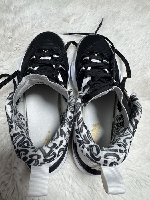 Маратонки Jordan Zion 1