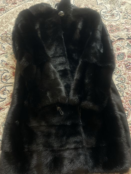 Продам норковую шубу
