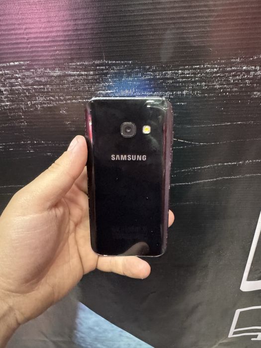 Samsung A320 A3 2017